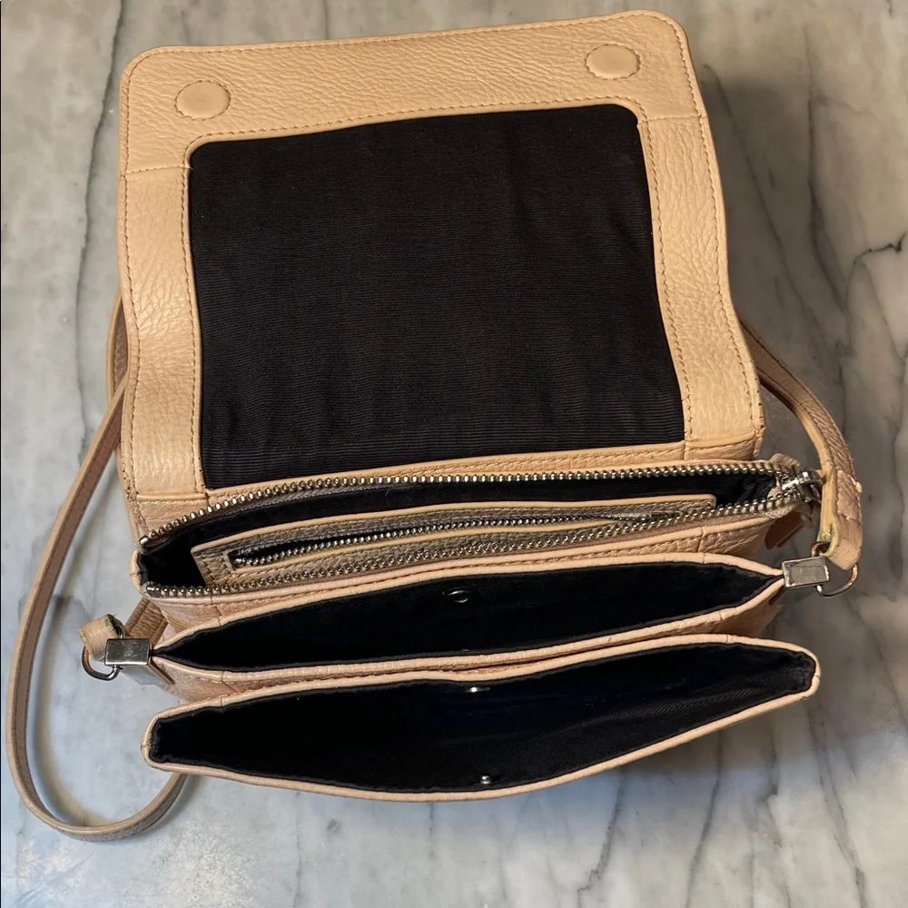 Steven Alan Pebble Leather Crossbody Bag - Nude/Tan